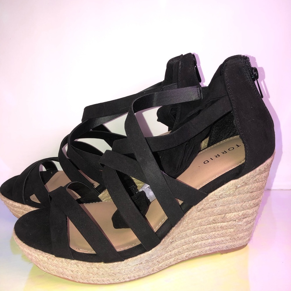 Torrid Black Strappy Wedge Sandals - Picture 11 of 16